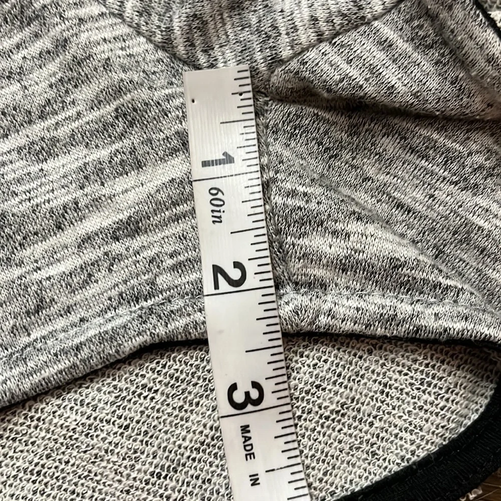 Roma Concept black and gray shorts Size M